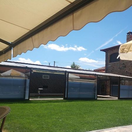 הוילה Murias de Pedredo Casa Amada Con Piscina מראה חיצוני תמונה