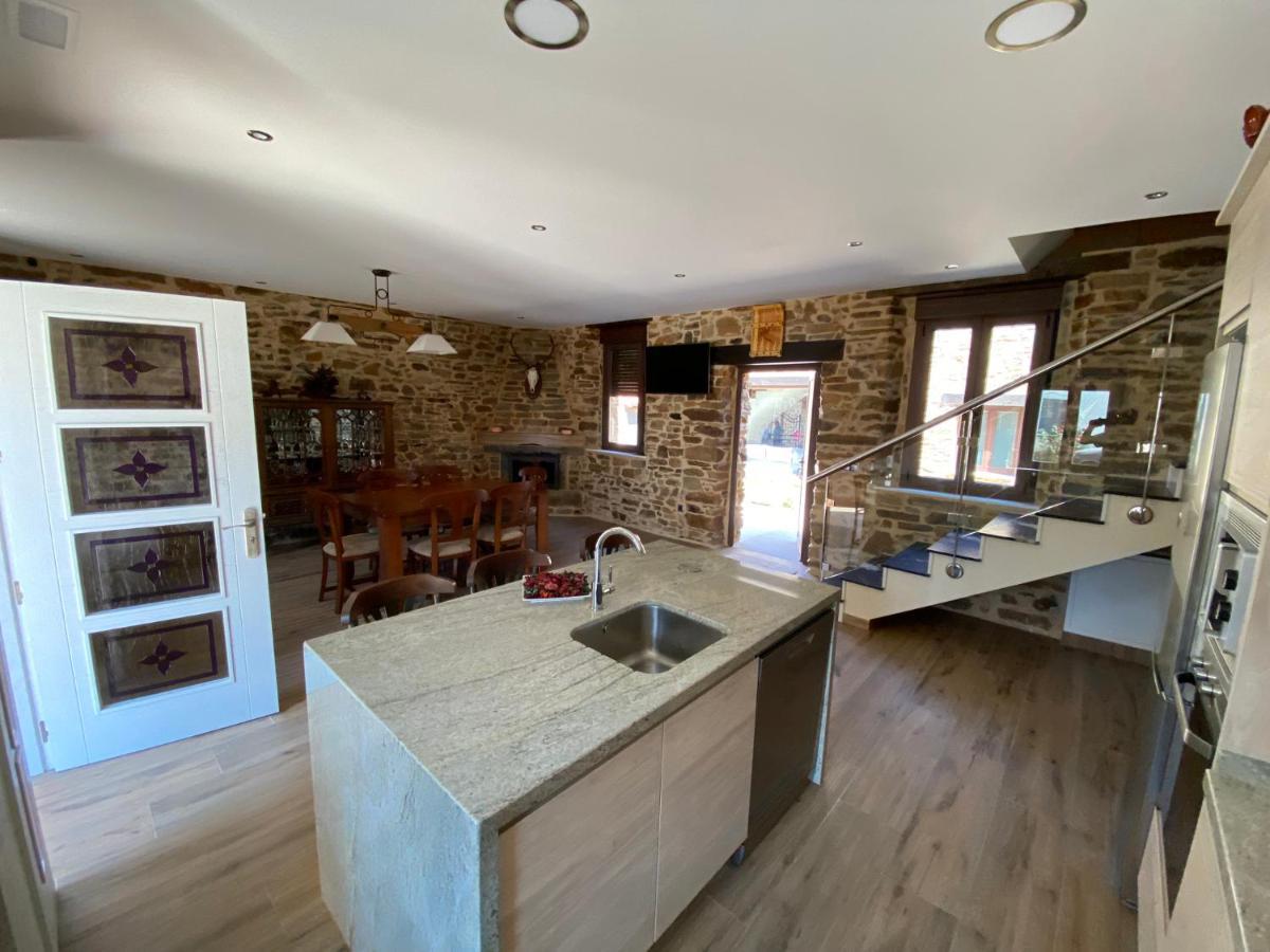 הוילה Murias de Pedredo Casa Amada Con Piscina מראה חיצוני תמונה